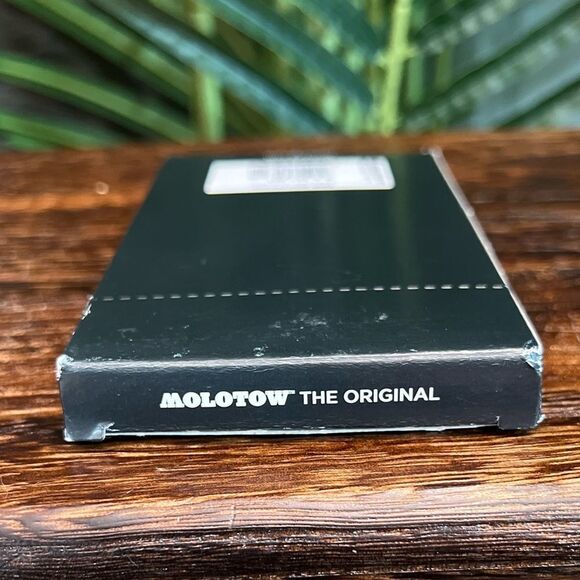 Molotow One4All Acrylic Pump Marker in Signal White. 2mm Fine Tip. 6-Pack. NIB! - Picture 9 of 11